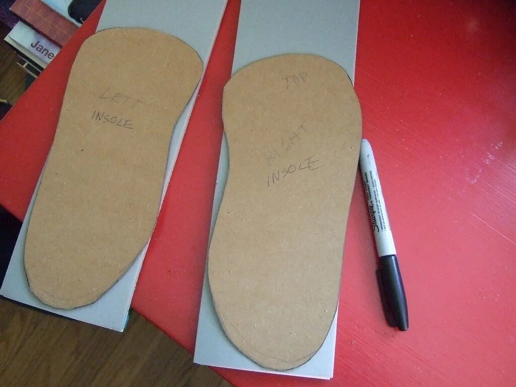 How to measure insoles?